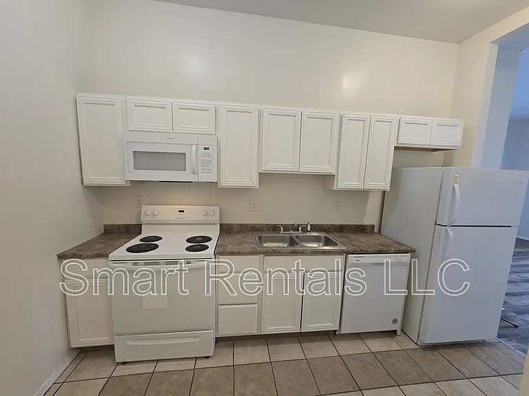 128 Haven St #2F — Photo 4