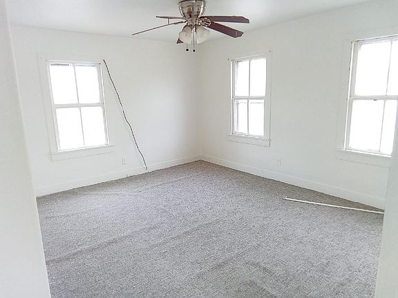 2nd image of 22 Franklin St Floor 2