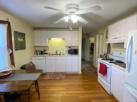 2nd image of 1655 King St #A