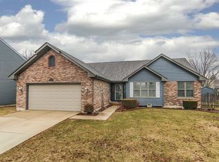 581 Yellowstone Dr, Elgin, IL 60123