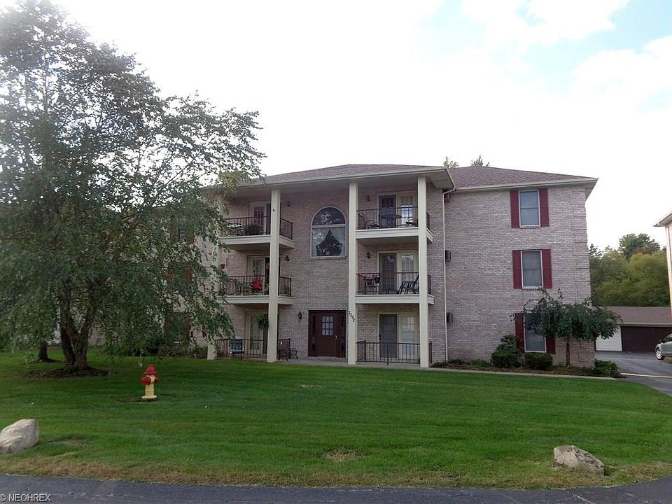 1st image of 7392 Eisenhower Dr Unit 5