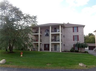 7392 Eisenhower Dr UNIT 5, Youngstown, OH 44512