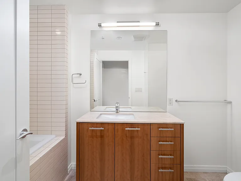 10700 NE 4th St #1112 — Photo 14
