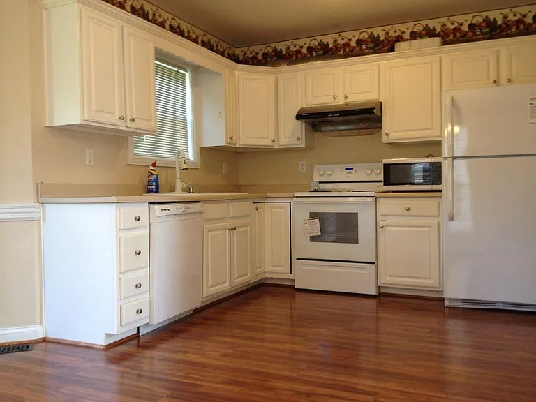 4401 Evershead Pl — Photo 7