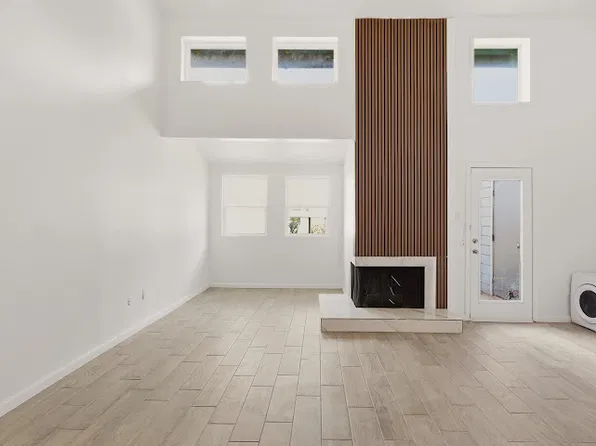 9696 Walnut St APT 1304, Dallas, TX 75243