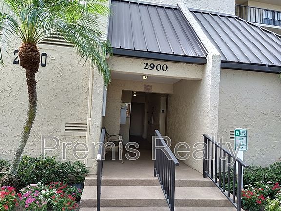 2nd image of 2900 Cove Cay Dr Unit 2B
