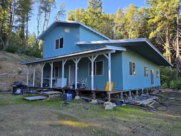 4555 Rancho Sequoia Dr, Alderpoint, CA 95511