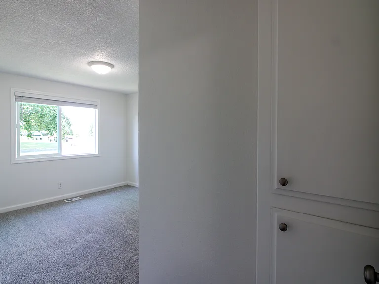 1488 Warbler Dr SE — Photo 17