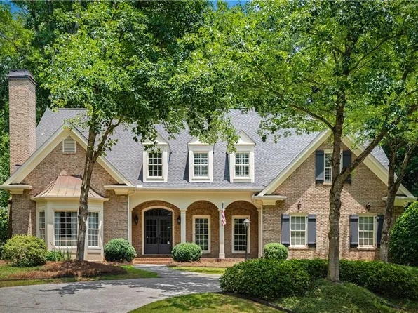 4463 Jett Rd NW, Atlanta, GA 30327