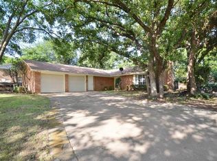 2500 Jewell Dr, Arlington, TX 76016