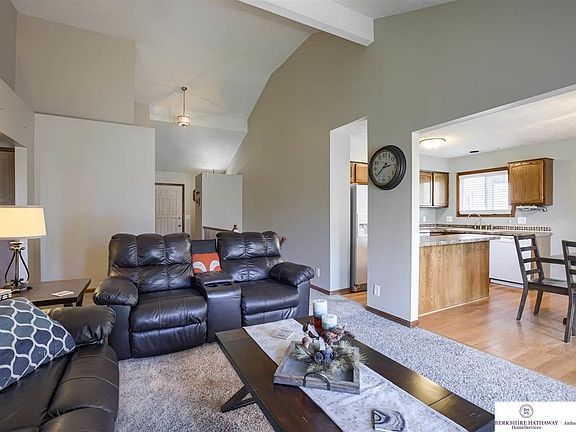 5th image of 5009 N 129th St