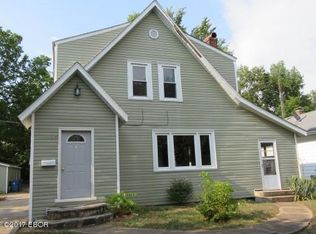 1702 Pace Ave, Mount Vernon, IL 62864