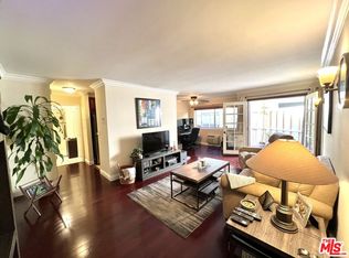 525 N Sycamore Ave APT 202, Los Angeles, CA 90036
