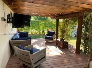 6300 SW 48th St, South Miami, FL 33155