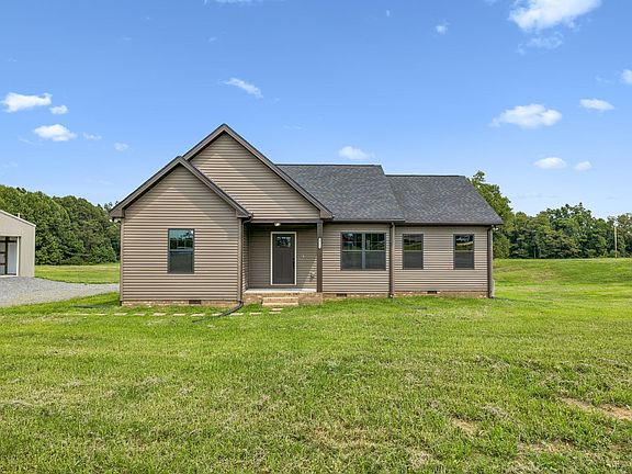 2nd image of 32 Iris Way