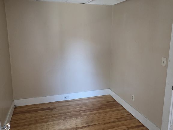 Office, access from stairwell and dining room