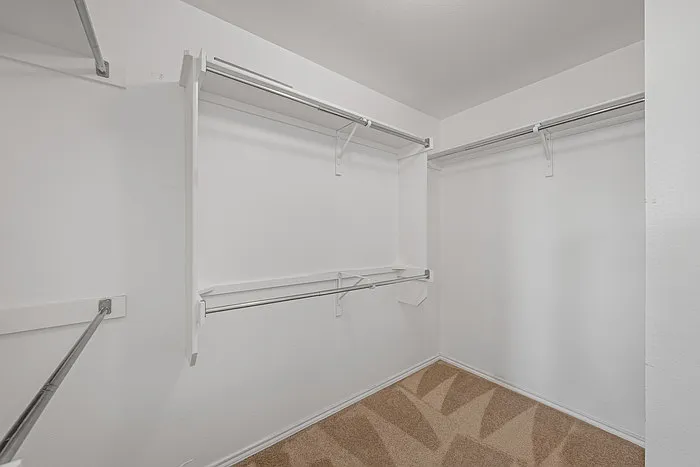 14716 Lantern Dr — Photo 17
