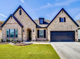 208 Pioneer Trl, Justin, TX 76247