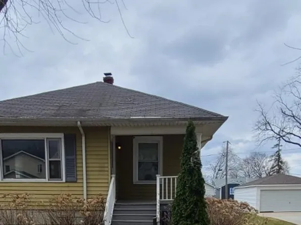 452 Illinois St, Dundee, IL 60118