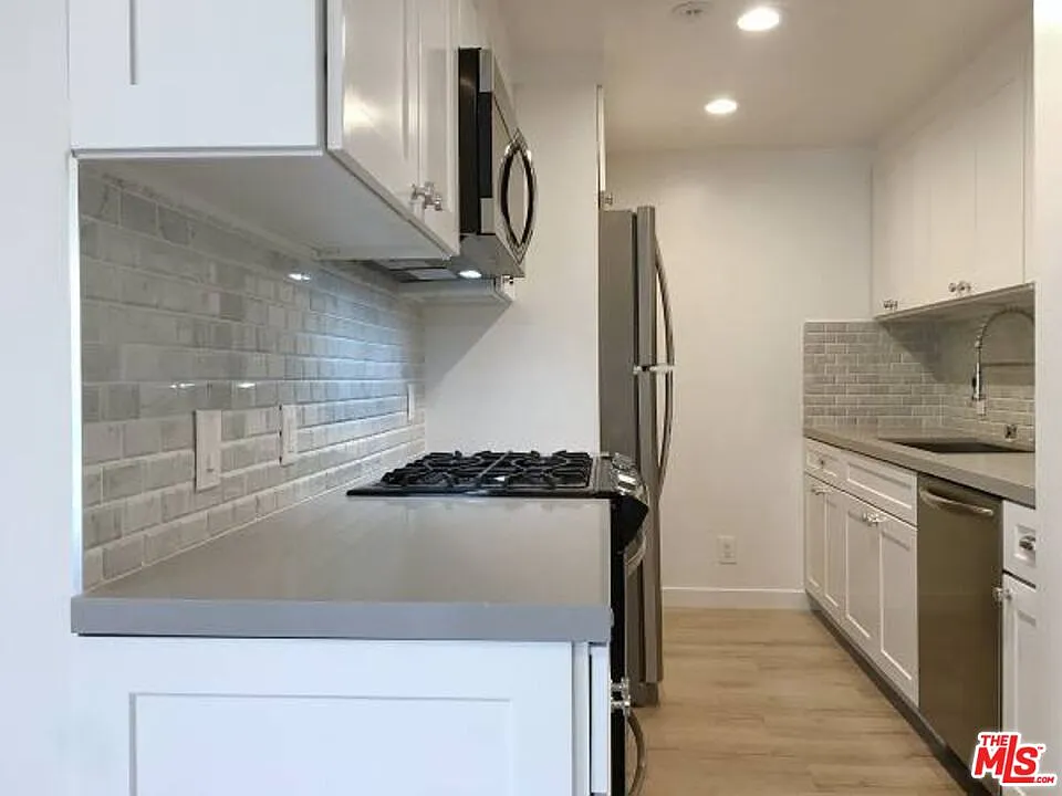 1 bed, 1.0 bath, 750 sqft, $3,095 — Photo 3