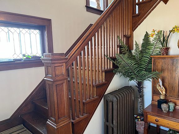 3rd image of 1519 Lakeshore Dr #1