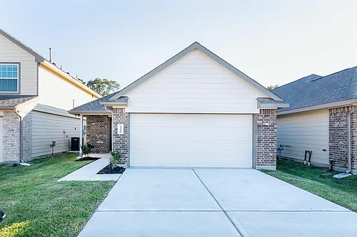 22428 Clear Castle Dr Photo 1