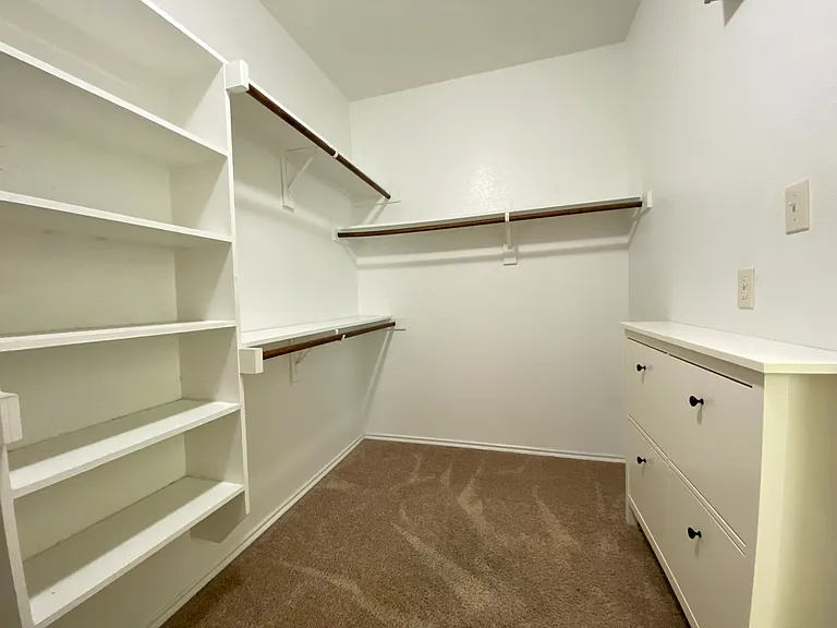 5610 Stockport Dr — Photo 13