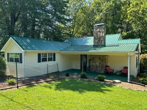 776 Georgia Ave, Sewanee, TN 37375
