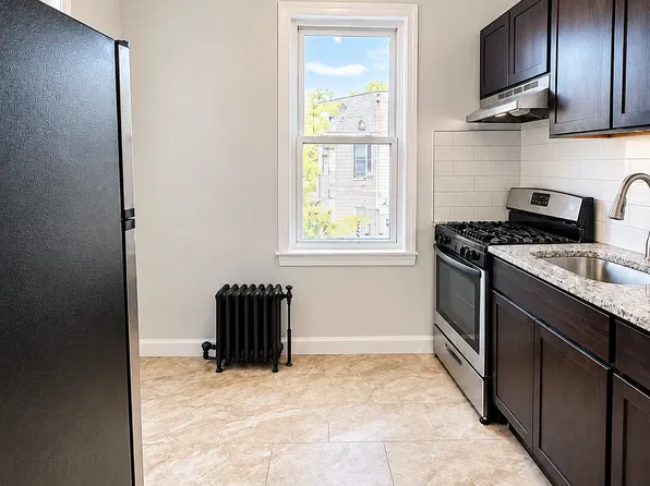 53-66 4th Ave #29, East Orange, NJ 07017