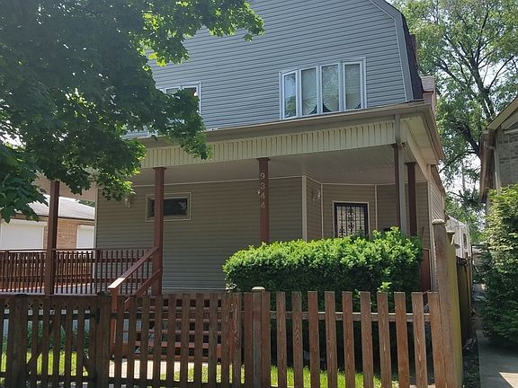 3rd image of 9344 S Crandon Ave