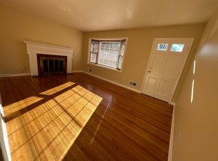 2911 Dover Dr, Roanoke, VA 24018