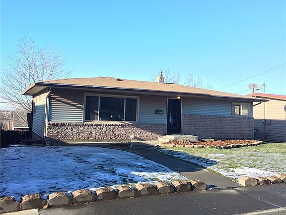 2nd image of 1032 S Skyline Dr