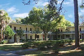 4th image of 1217 Underhill Dr APT 211