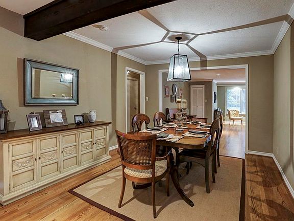 4th image of 6418 Waltway Dr
