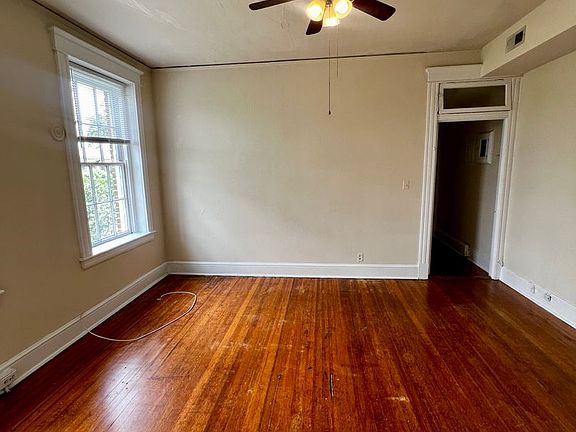 5th image of 2800 Monument Ave APT 2