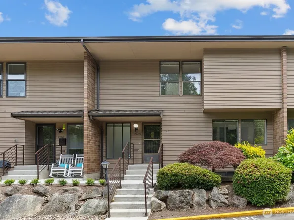 10751 Glen Acres Drive S, Seattle, WA 98168