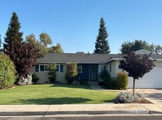 1735 Fairmont Ave, Clovis, CA 93611