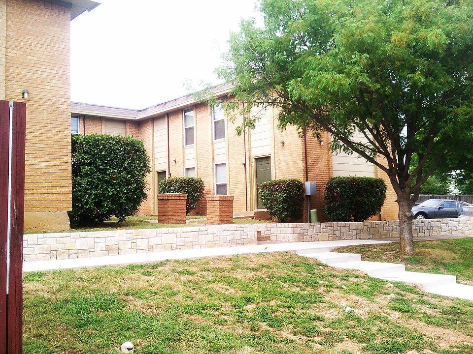 1st image of 2269 W Oak St APT A19