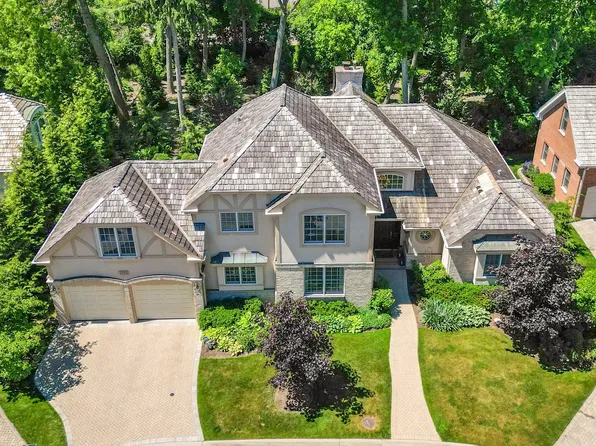 1771 Stanford Ct, Lake Forest, IL 60045
