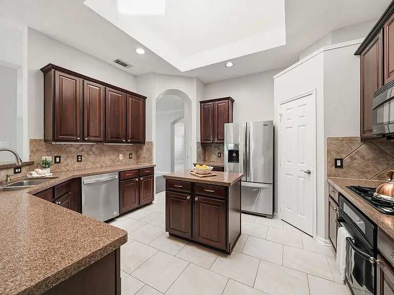 11308 Windy Dawn Dr — Photo 19