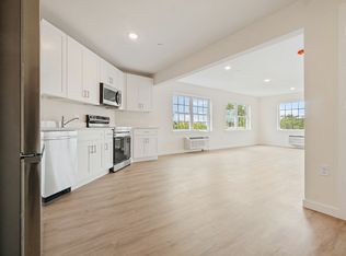 200 Bergen Blvd #303, Fairview, NJ 07022