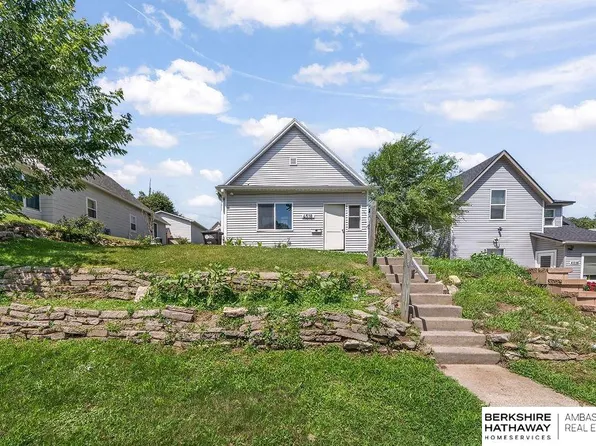 4518 S 17th St, Omaha, NE 68107