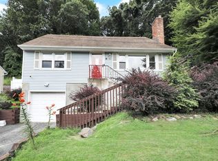 97 Waterside Ave, Northport, NY 11768