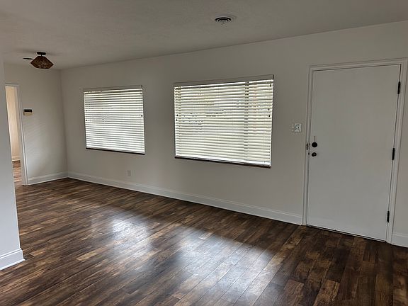3rd image of 4500 Scarlett Ct
