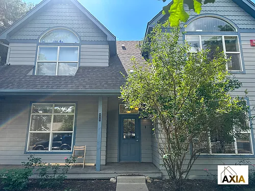 2222 Walnut St #1 Photo 1