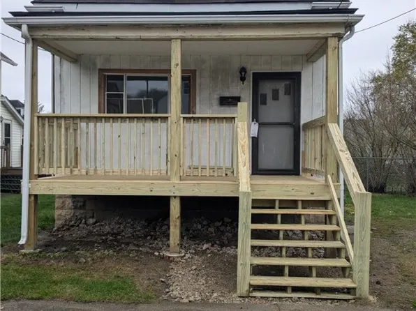 218 S East Ln, Blairsville, PA 15717