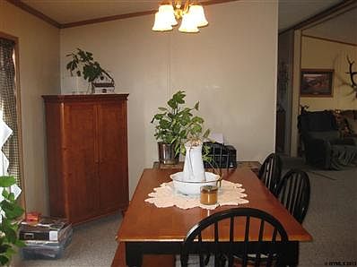 4th image of 798 Bunny Dr