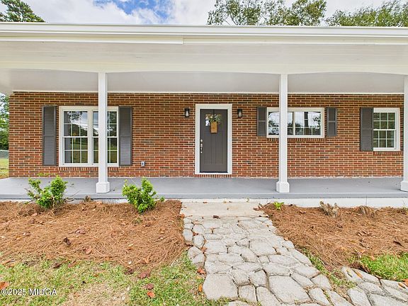 3rd image of 766 Forest Lake Dr S