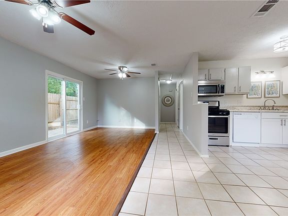 2nd image of 3330 Bluestem Cir