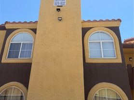 7950 W Flamingo Rd, Las Vegas, NV